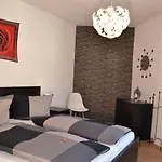 Kleeblatt Mit Eigener Terrasse