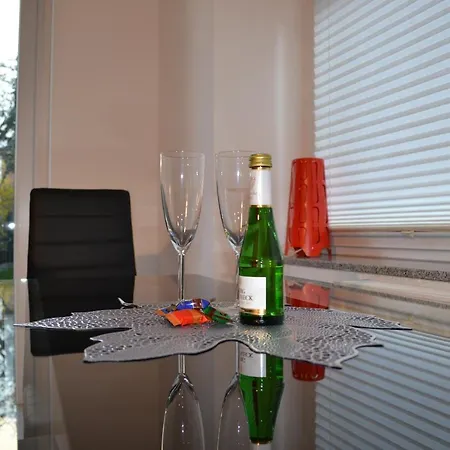 Kleeblatt Mit Eigener Terrasse *