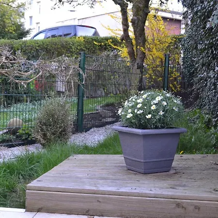 Kleeblatt Mit Eigener Terrasse * Wuppertal