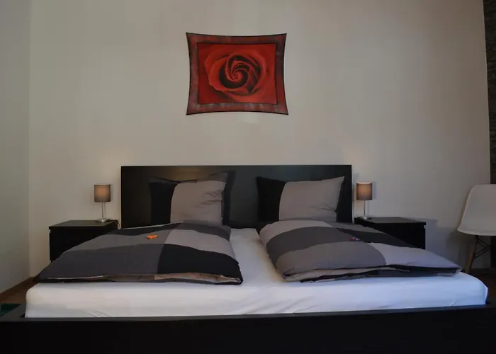 Kleeblatt Mit Eigener Terrasse